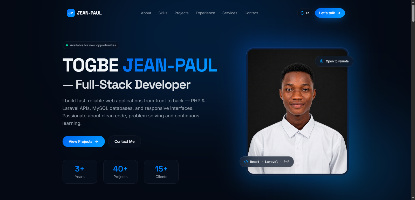 Je vais créer ou corriger votre site web Laravel et React. 