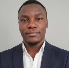 Delan Mouyengo.